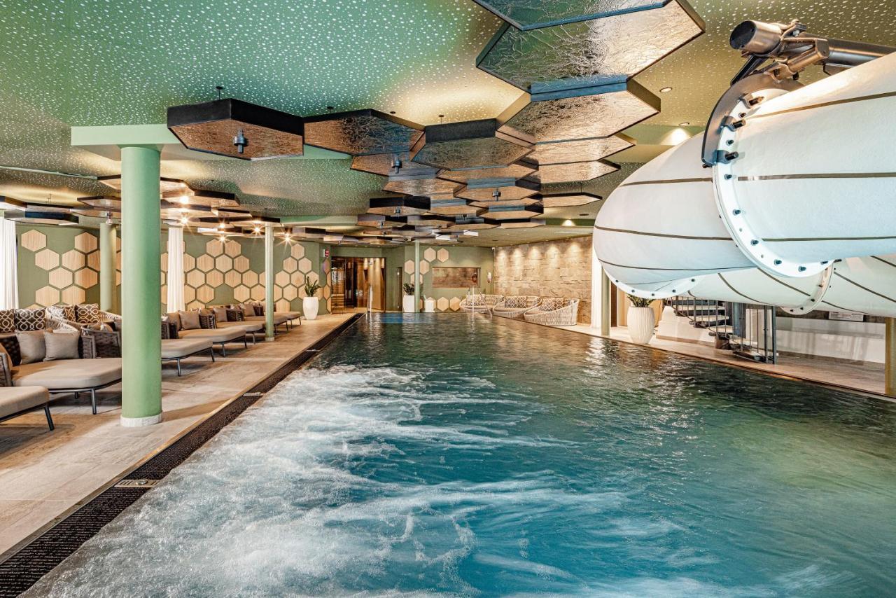 Alpine Luxury Spa Resort Schwarzenstein ลูตาโก ภายนอก รูปภาพ
