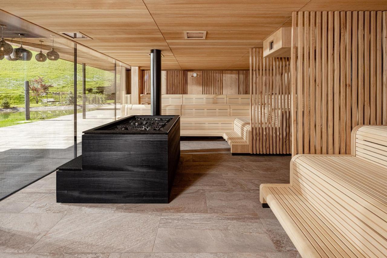 Alpine Luxury Spa Resort Schwarzenstein ลูตาโก ภายนอก รูปภาพ