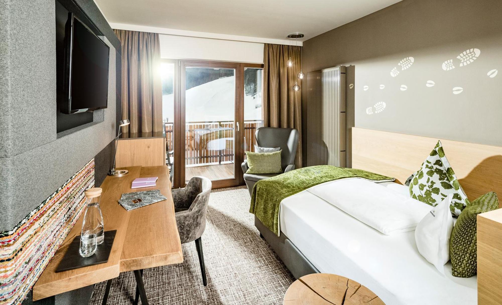 Alpine Luxury Spa Resort Schwarzenstein ลูตาโก ภายนอก รูปภาพ