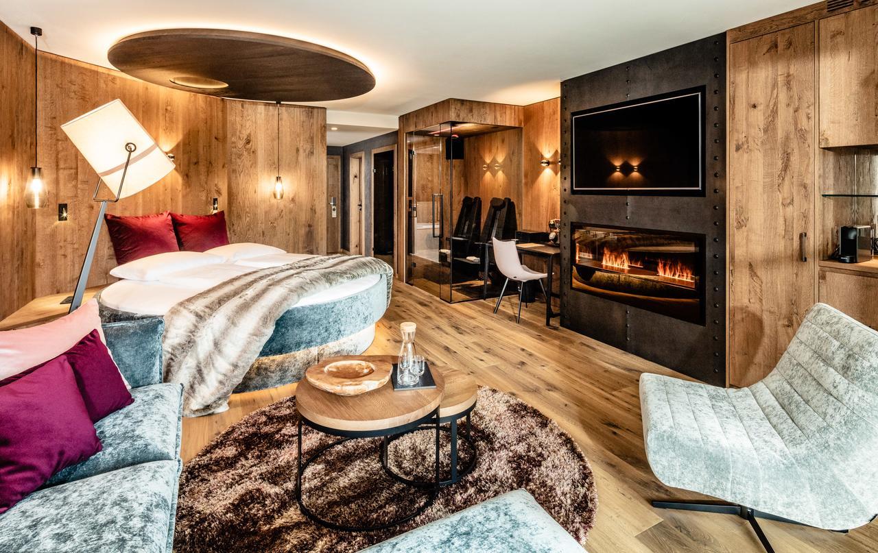 Alpine Luxury Spa Resort Schwarzenstein ลูตาโก ภายนอก รูปภาพ